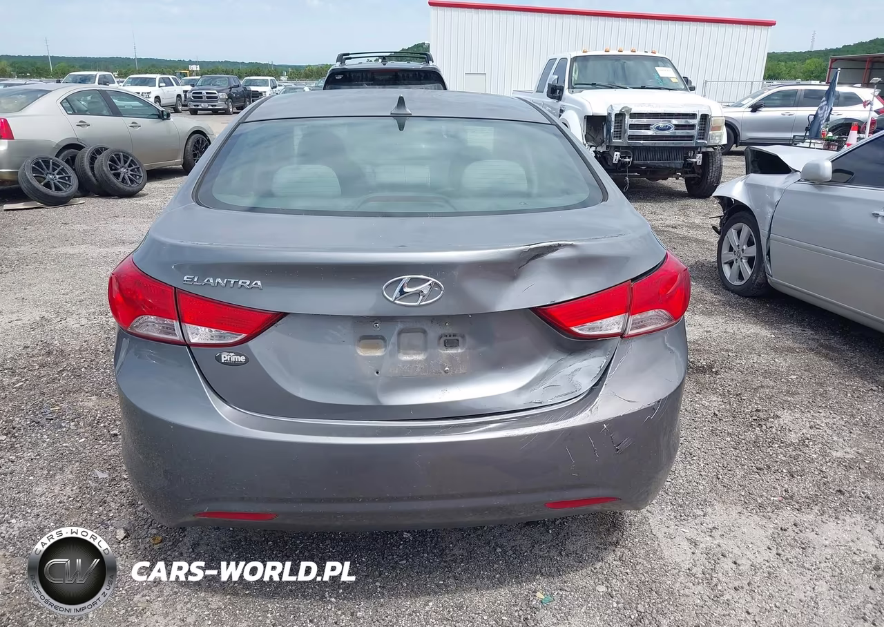 2013 Hyundai Elantra Gls VIN:5NPDH4AE1DH278054 - 16