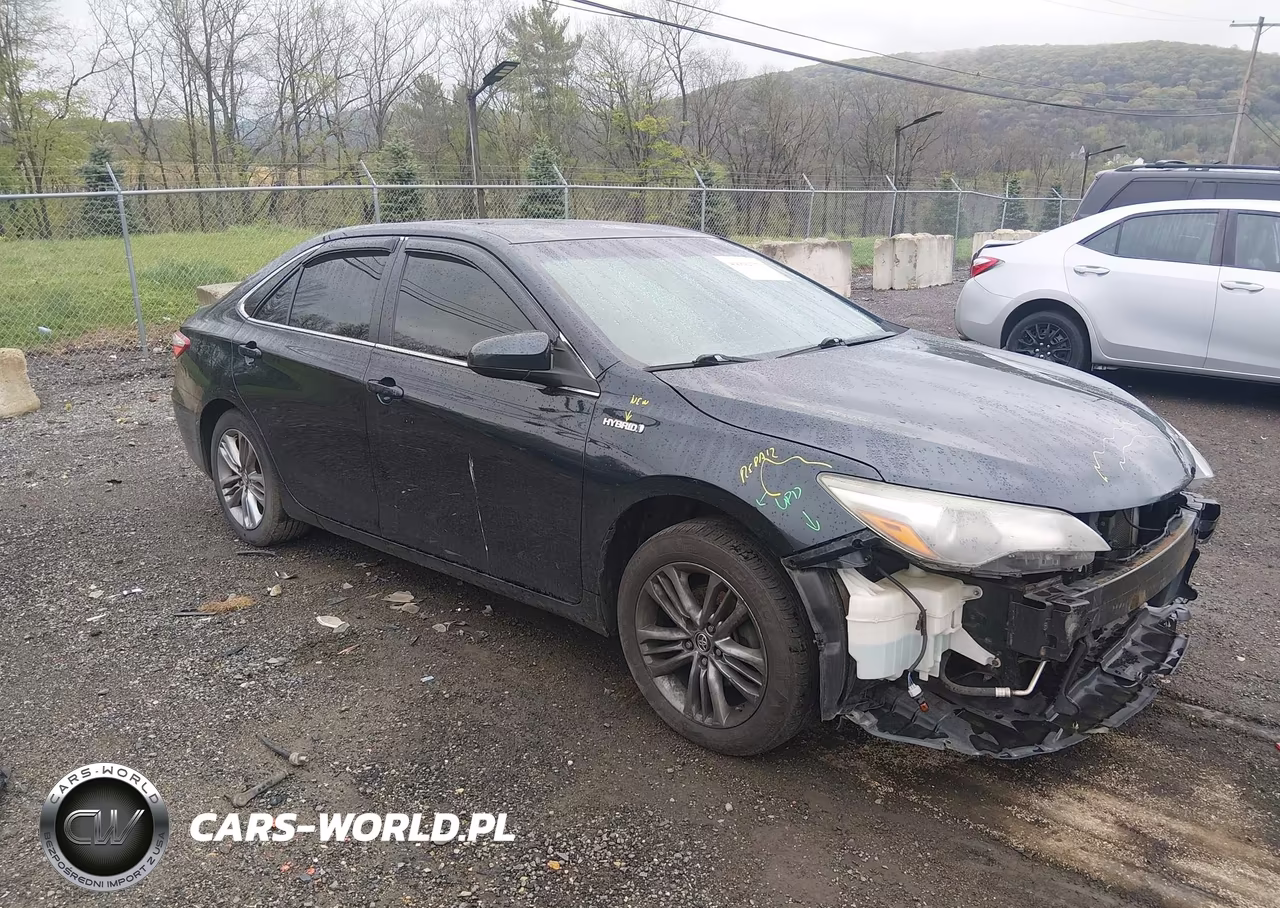 2015 Toyota Camry Hybrid Se