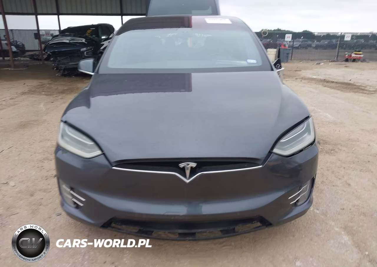 2018 Tesla Model X 100D-75D-P100D VIN:5YJXCAE29JF099961 - 12