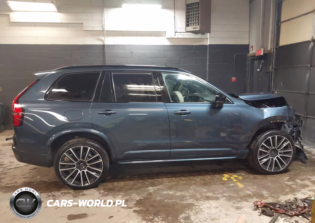 2026 Volvo Xc90 Ultra Dark Theme, B6 Awd Gas (Mild Hybrid), Gasoline, 7 Seats VIN:YV4062PMXT1490056 - 13