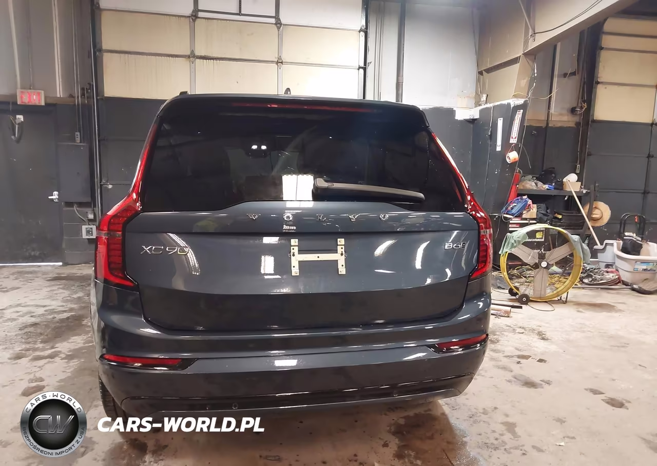 2026 Volvo Xc90 Ultra Dark Theme, B6 Awd Gas (Mild Hybrid), Gasoline, 7 Seats VIN:YV4062PMXT1490056 - 16