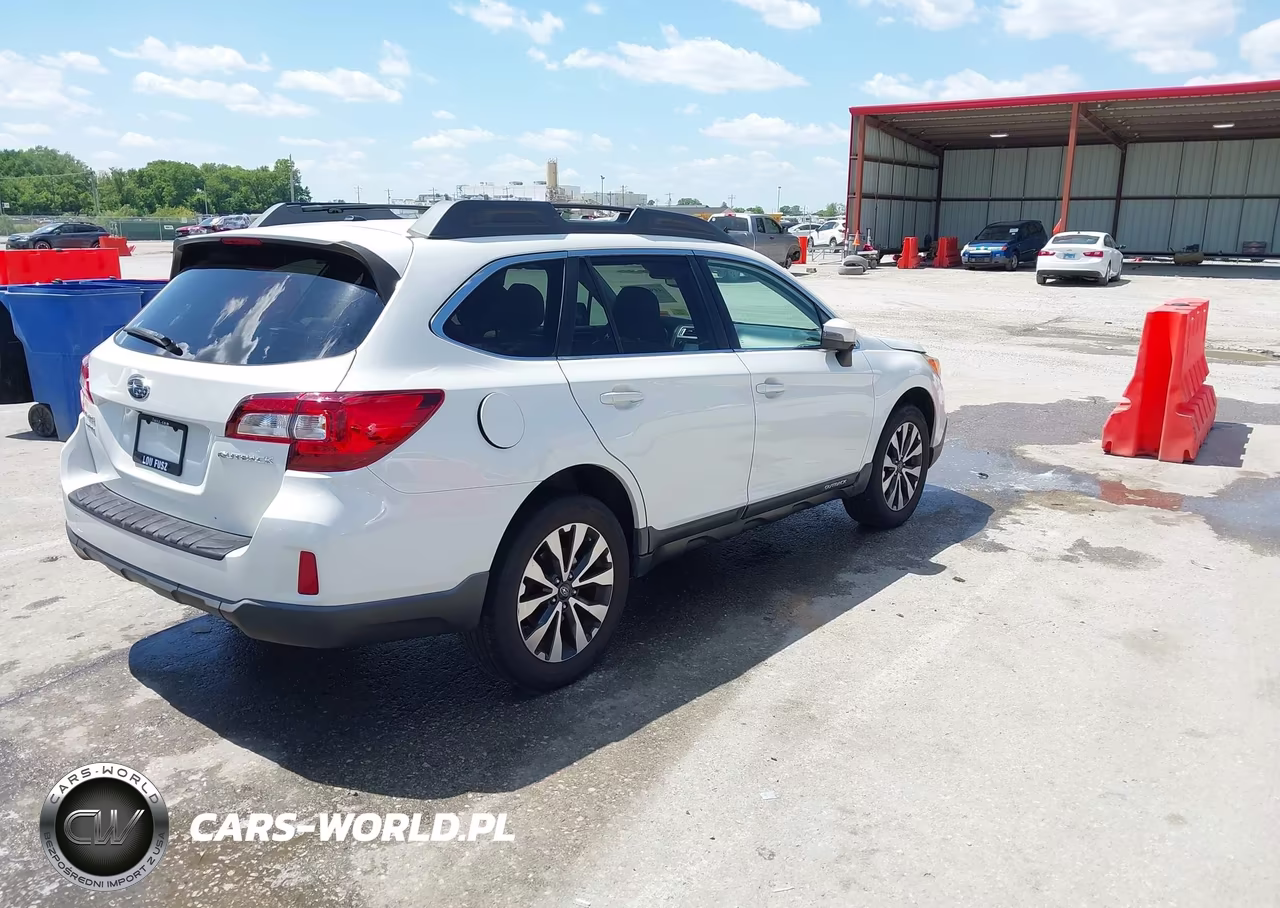 2015 Subaru Outback 2.5I Limited VIN:4S4BSBNCXF3279381 - 4