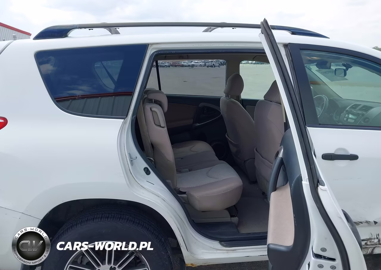 2007 Toyota Rav4 Base V6 VIN:JTMBK33V675016924 - 8