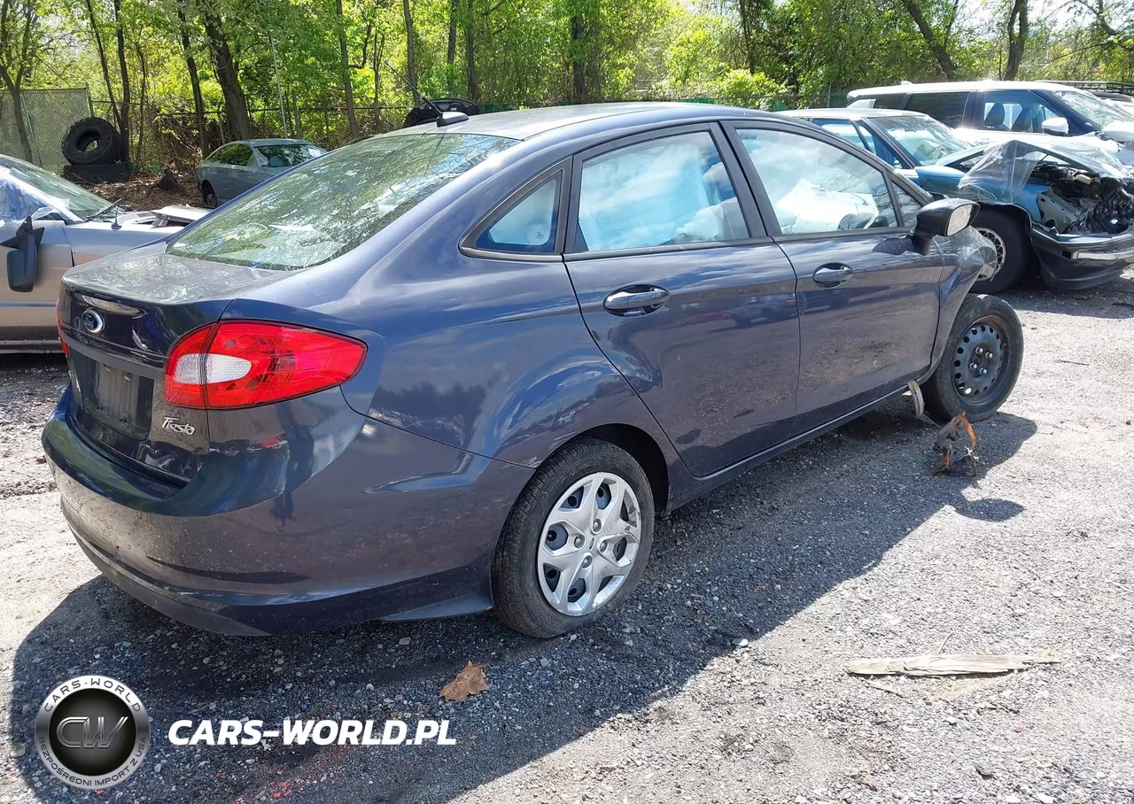 2012 Ford Fiesta Se VIN:3FADP4BJXCM184395 - 4