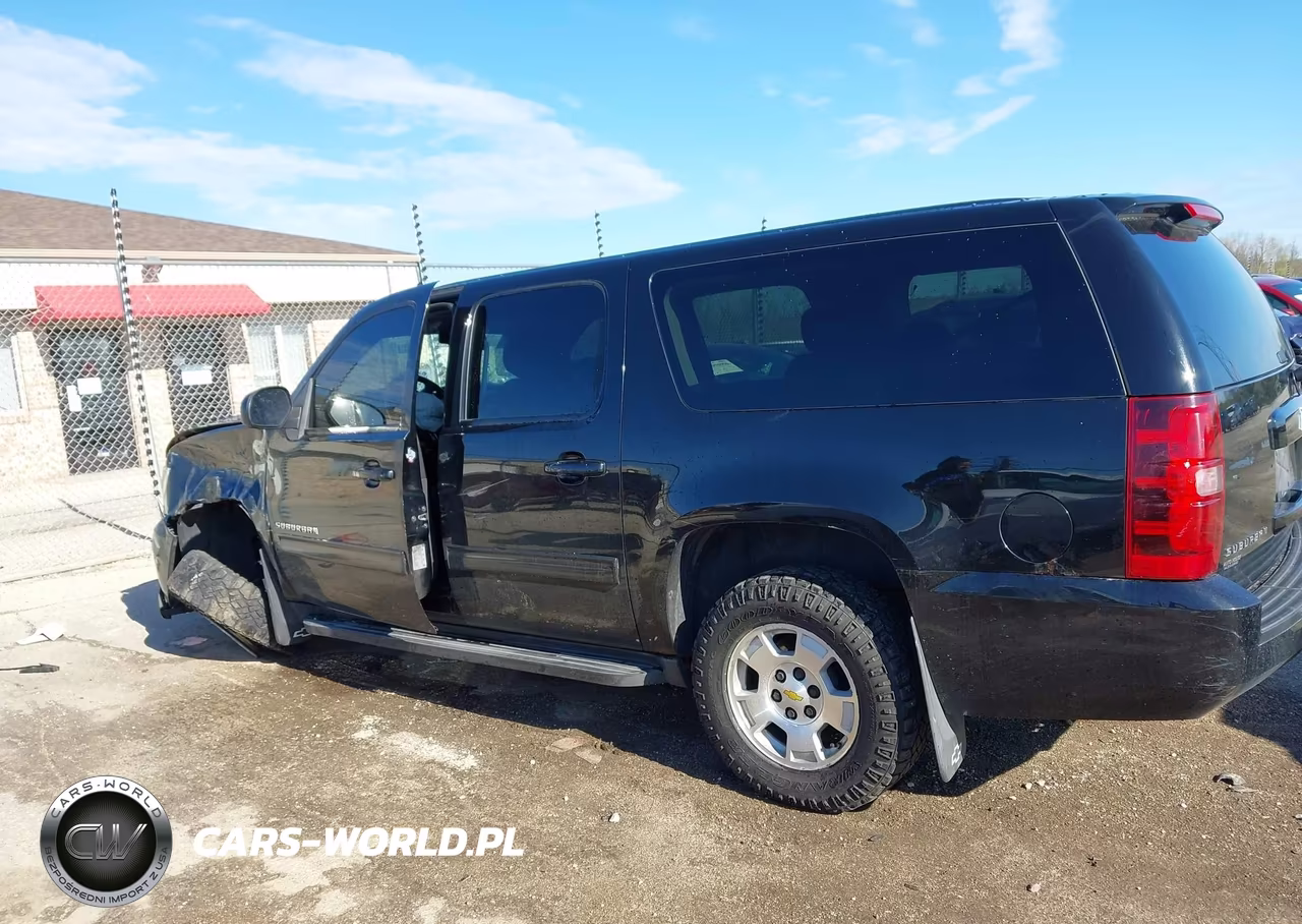 2011 Chevrolet Suburban 1500 Ls VIN:1GNSCHE09BR362440 - 14
