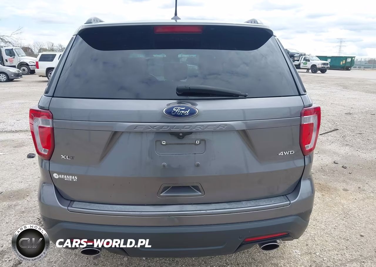 2019 Ford Explorer Xlt VIN:1FM5K8D82KGA05379 - 16