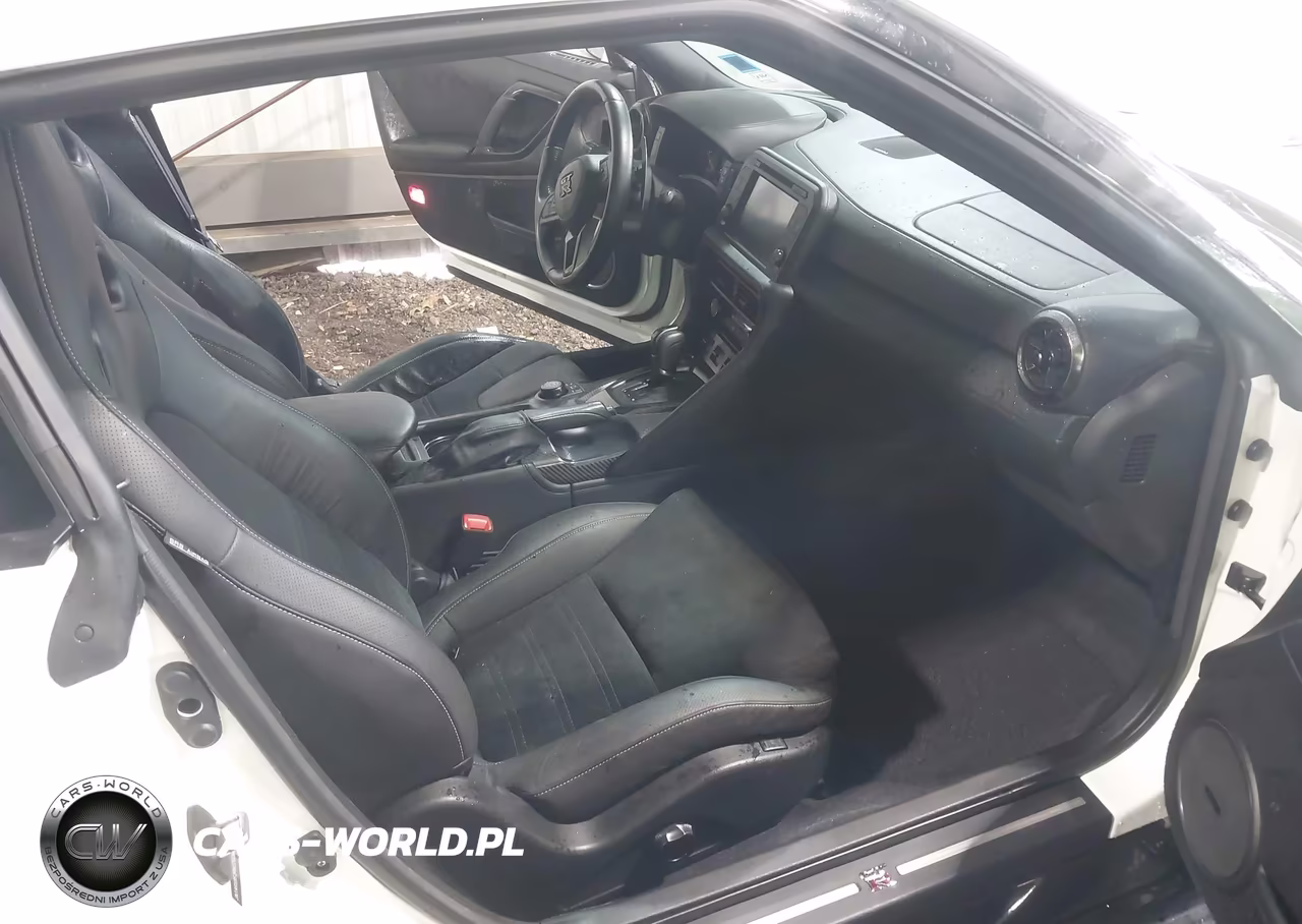 2024 Nissan Gt-R Premium Dual-Clutch 6-Speed Transmission VIN:JN1AR5BF3RM220282 - 5