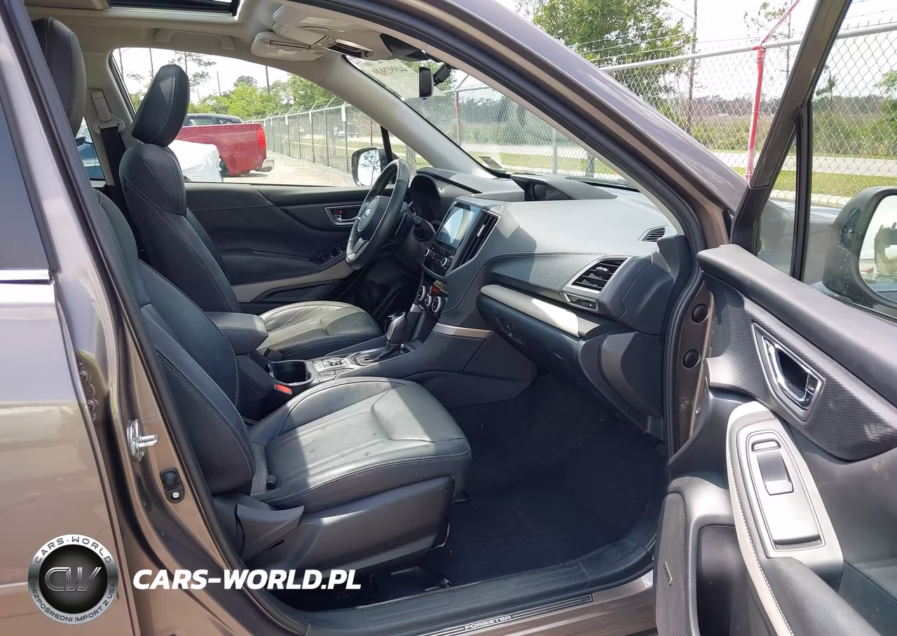 2023 Subaru Forester Limited VIN:JF2SKAPC5PH440477 - 5