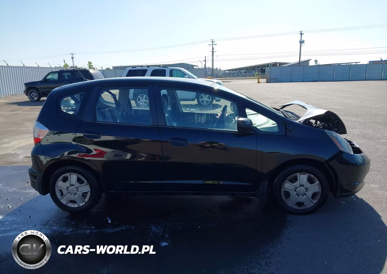 2013 Honda Fit VIN:JHMGE8H37DC020178 - 13