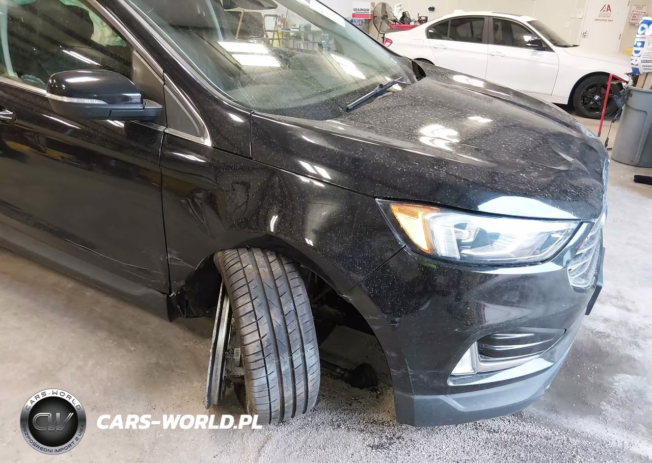 2019 Ford Edge Titanium VIN:2FMPK3K96KBC19984 - 6