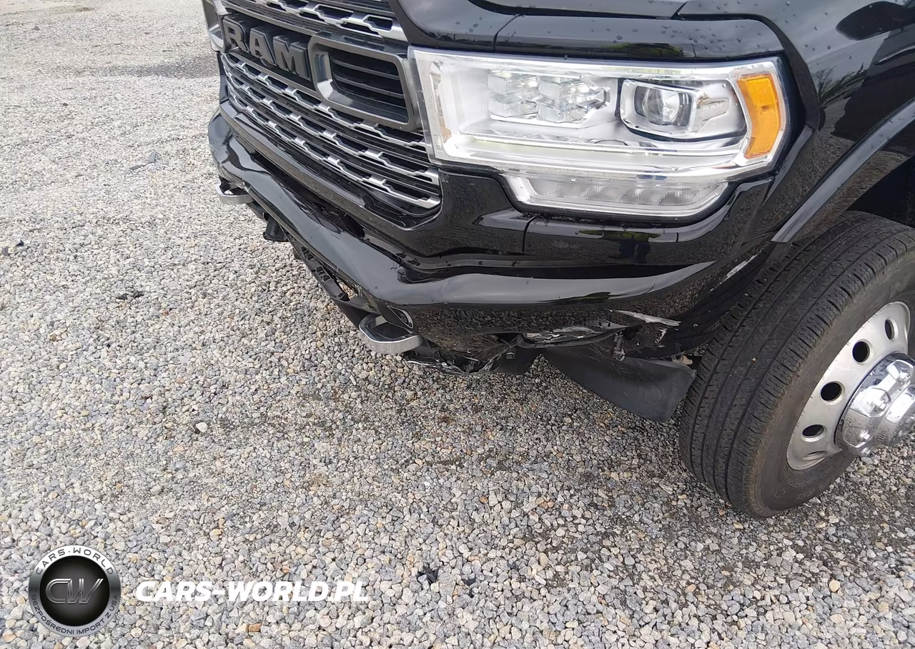 2020 Ram 3500 Limited 4X4 8' Box VIN:3C63RRRL0LG272107 - 11