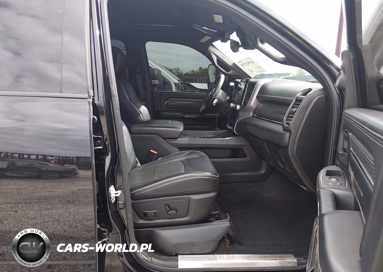 2020 Ram 3500 Limited 4X4 8' Box VIN:3C63RRRL0LG272107 - 6