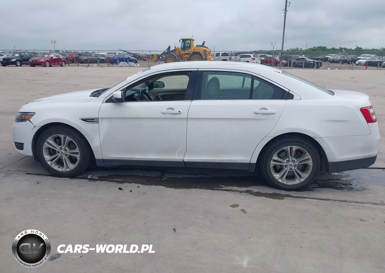 2018 Ford Taurus Sel VIN:1FAHP2E85JG111781 - 14