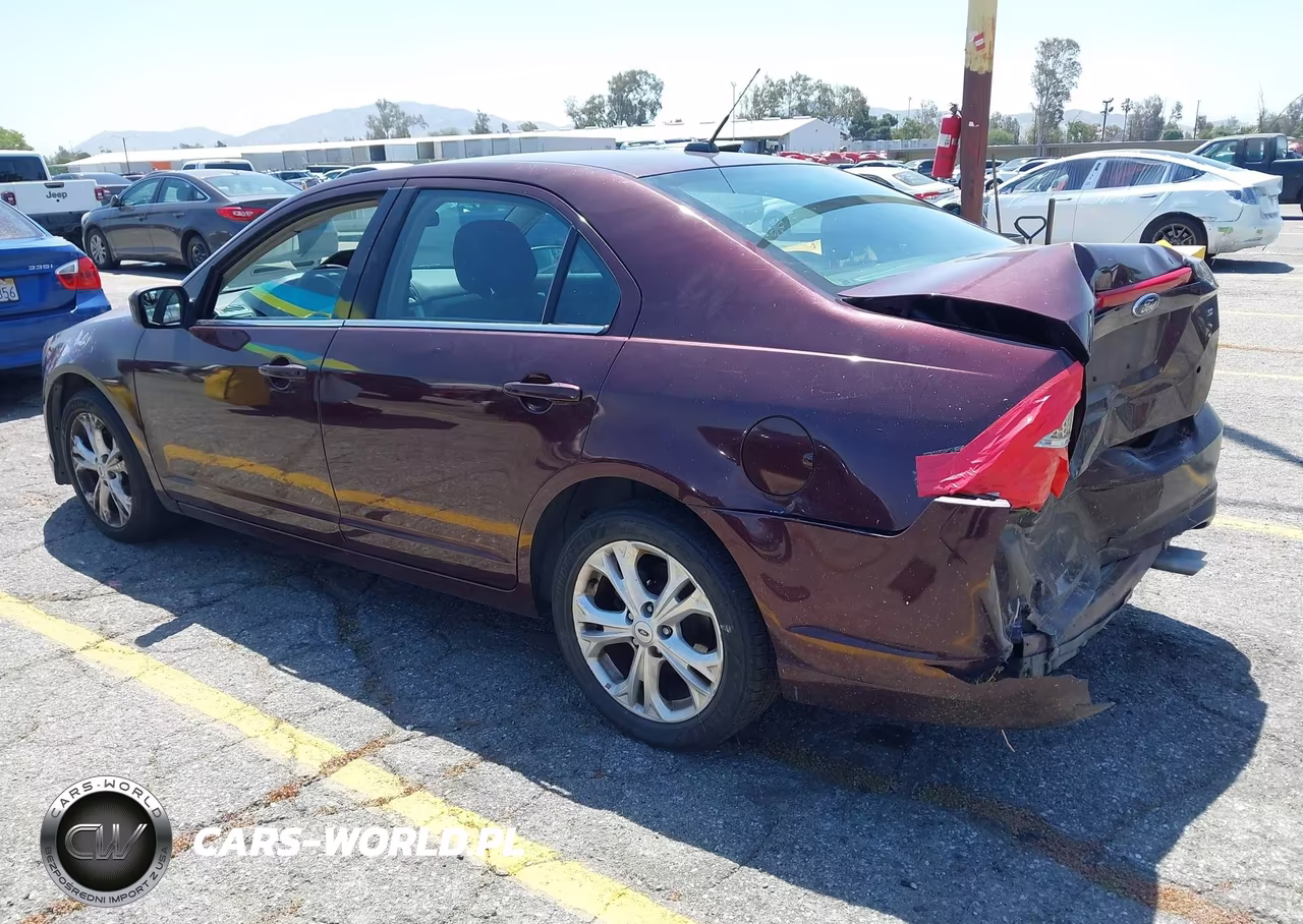 2012 Ford Fusion Se VIN:3FAHP0HA4CR380921 - 3