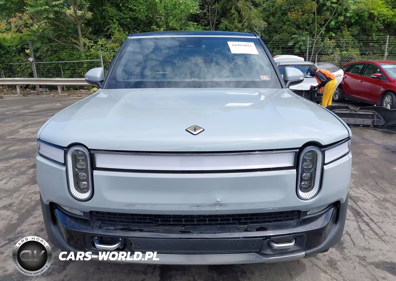 2023 Rivian R1S Adventure VIN:7PDSGABA4PN025716 - 12