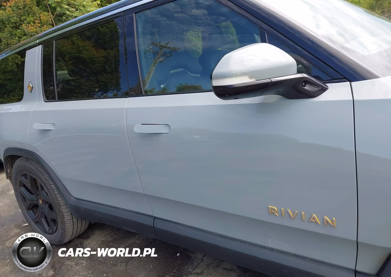 2023 Rivian R1S Adventure VIN:7PDSGABA4PN025716 - 13