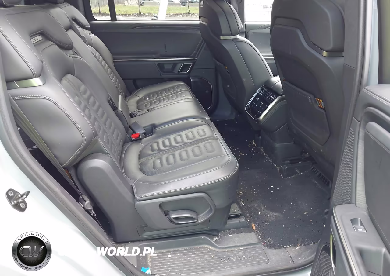 2023 Rivian R1S Adventure VIN:7PDSGABA4PN025716 - 8
