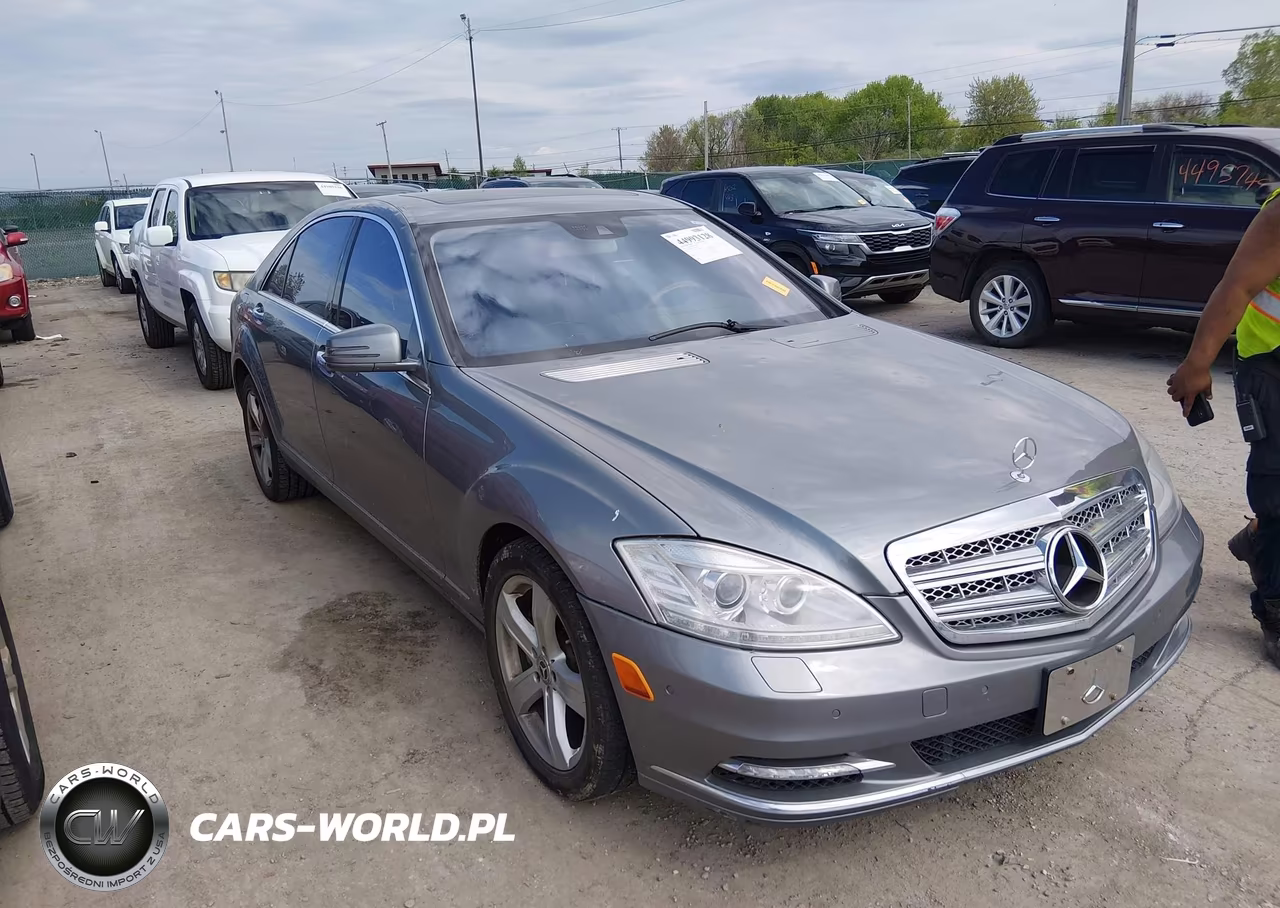 2011 Mercedes-Benz S 550 4Matic