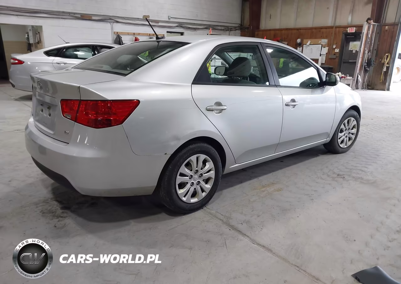 2012 Kia Forte Ex VIN:KNAFU4A28C5488821 - 4