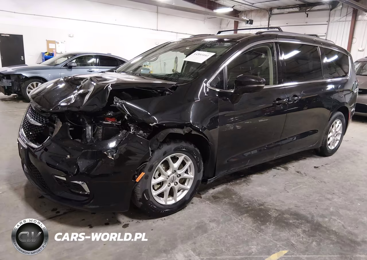 2022 Chrysler Pacifica Touring L VIN:2C4RC1BG2NR141602 - 2