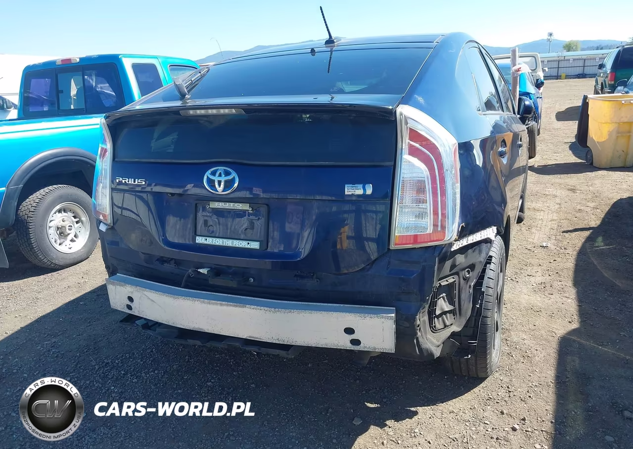 2012 Toyota Prius Three VIN:JTDKN3DU3C1605718 - 6