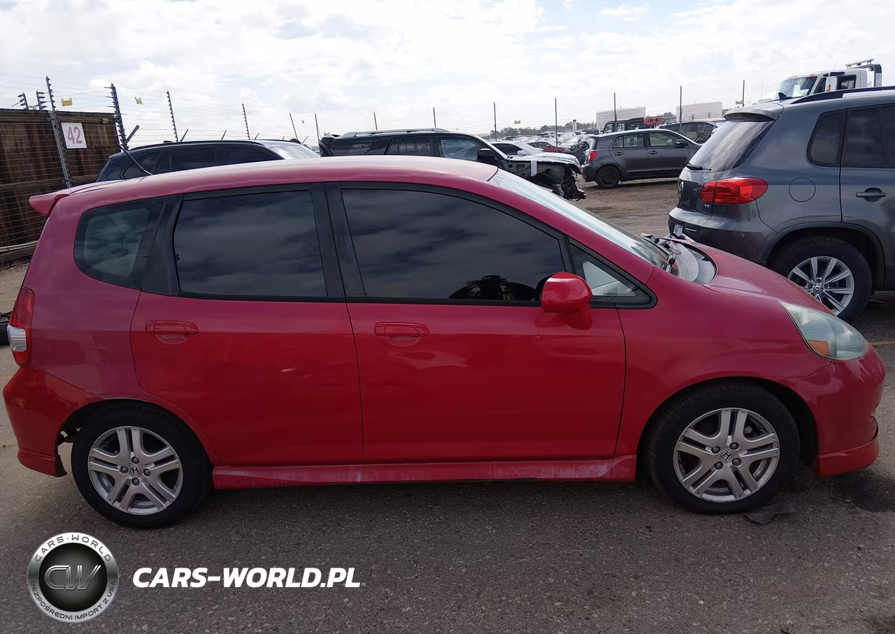2007 Honda Fit Sport VIN:JHMGD38647S036493 - 13