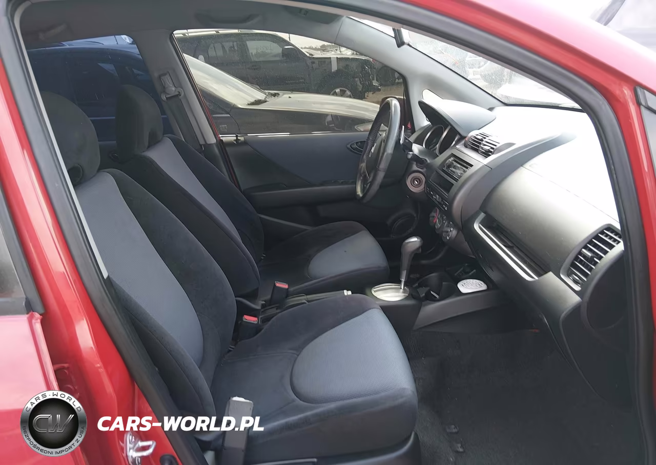2007 Honda Fit Sport VIN:JHMGD38647S036493 - 5