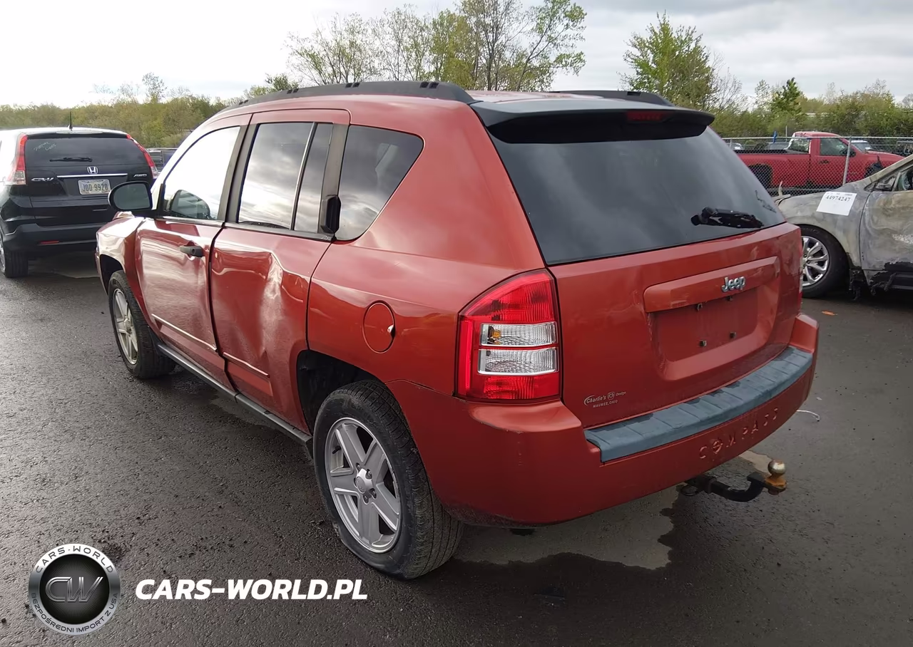 2008 Jeep Compass Sport VIN:1J8FT47W28D783712 - 3