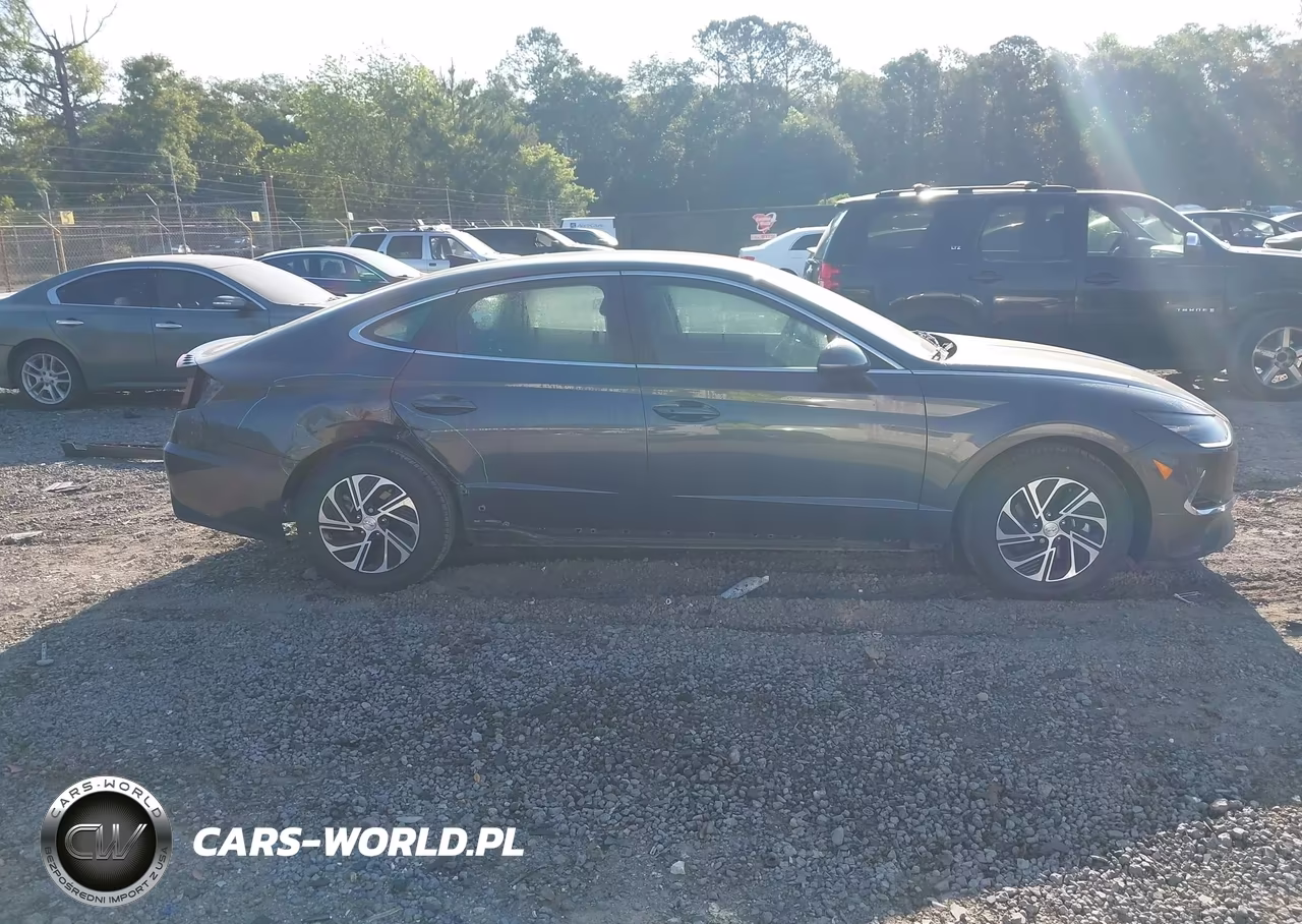 2023 Hyundai Sonata Hybrid Blue VIN:KMHL24JJ8PA081559 - 14