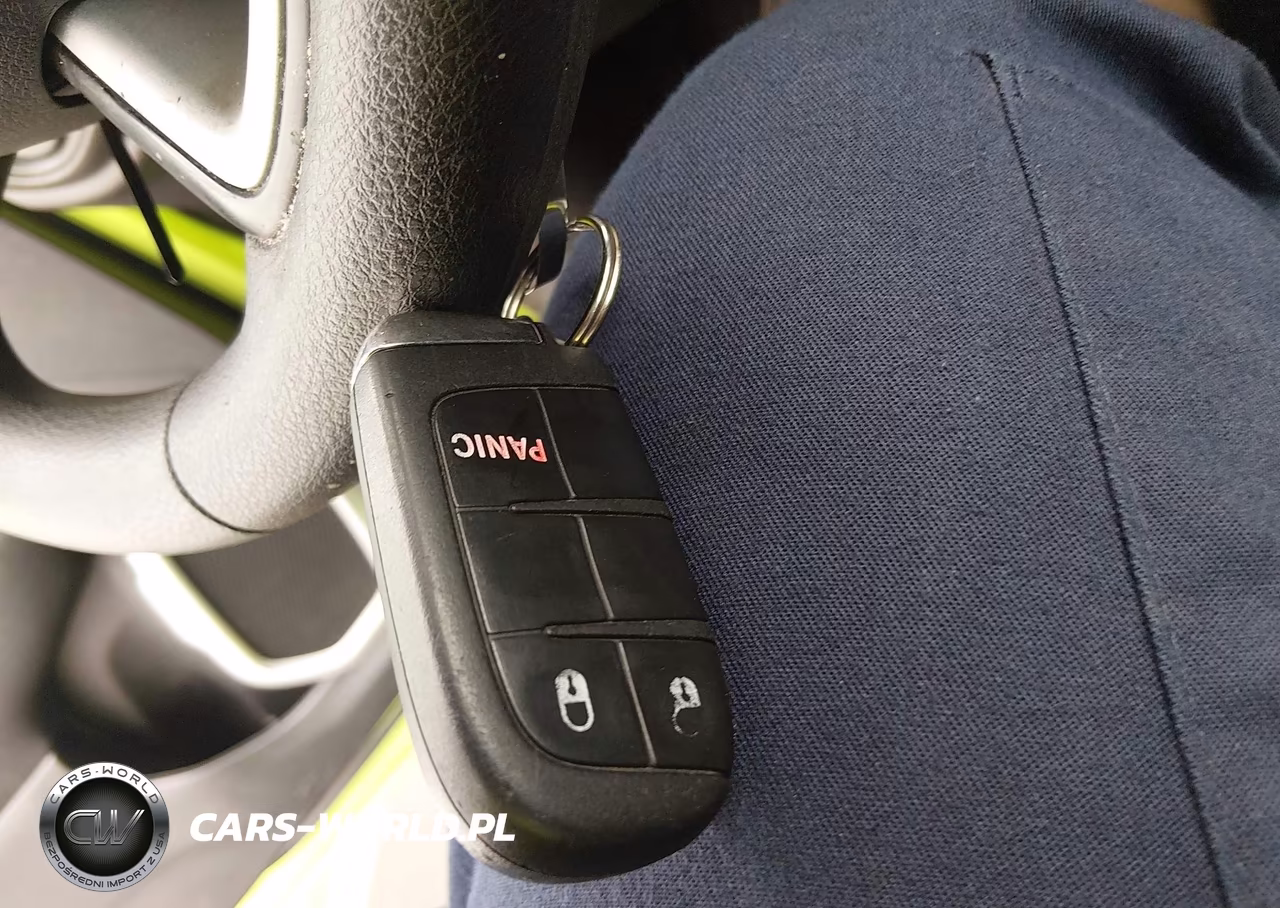 2018 Jeep Renegade Sport 4X4 VIN:ZACCJBAB3JPJ47959 - 11
