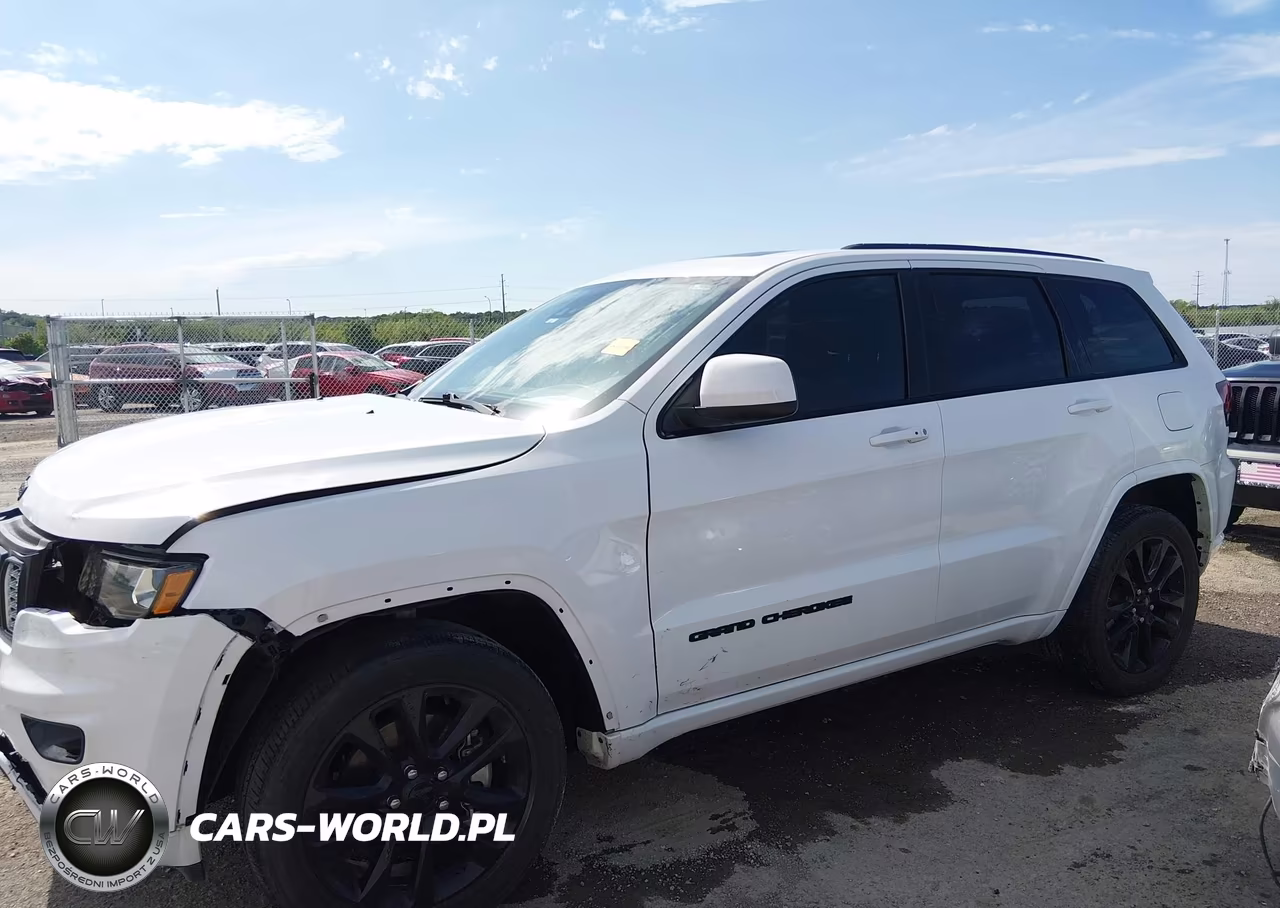 2021 Jeep Grand Cherokee Laredo X 4X4 VIN:1C4RJFAGXMC648422 - 14