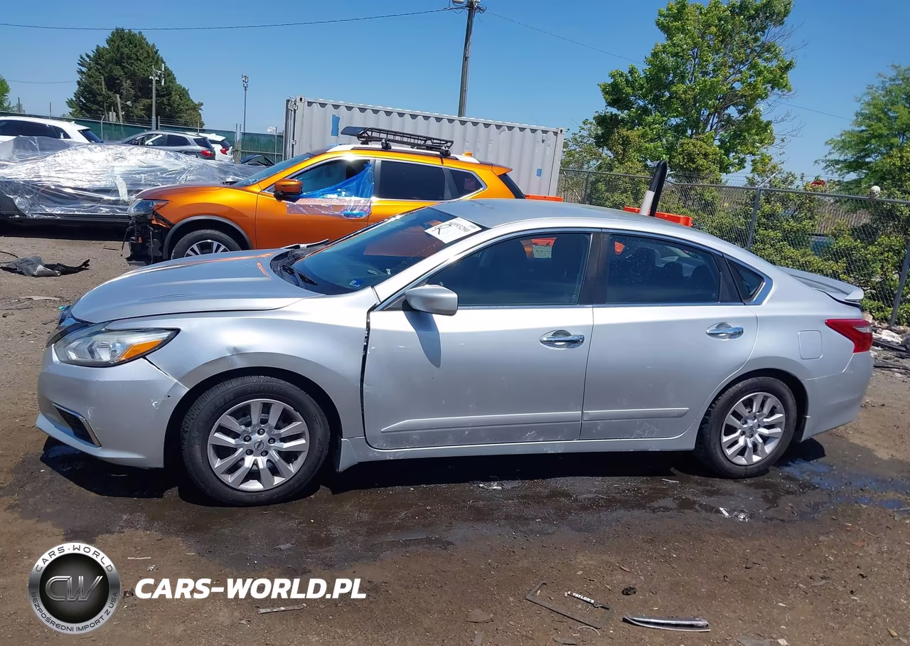 2018 Nissan Altima 2.5 S VIN:1N4AL3AP3JC225964 - 15