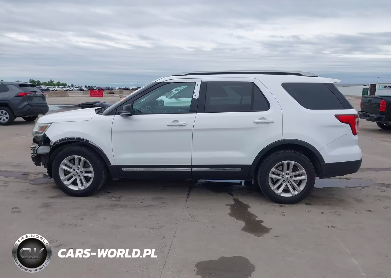 2017 Ford Explorer Xlt VIN:1FM5K7DH8HGB78830 - 14