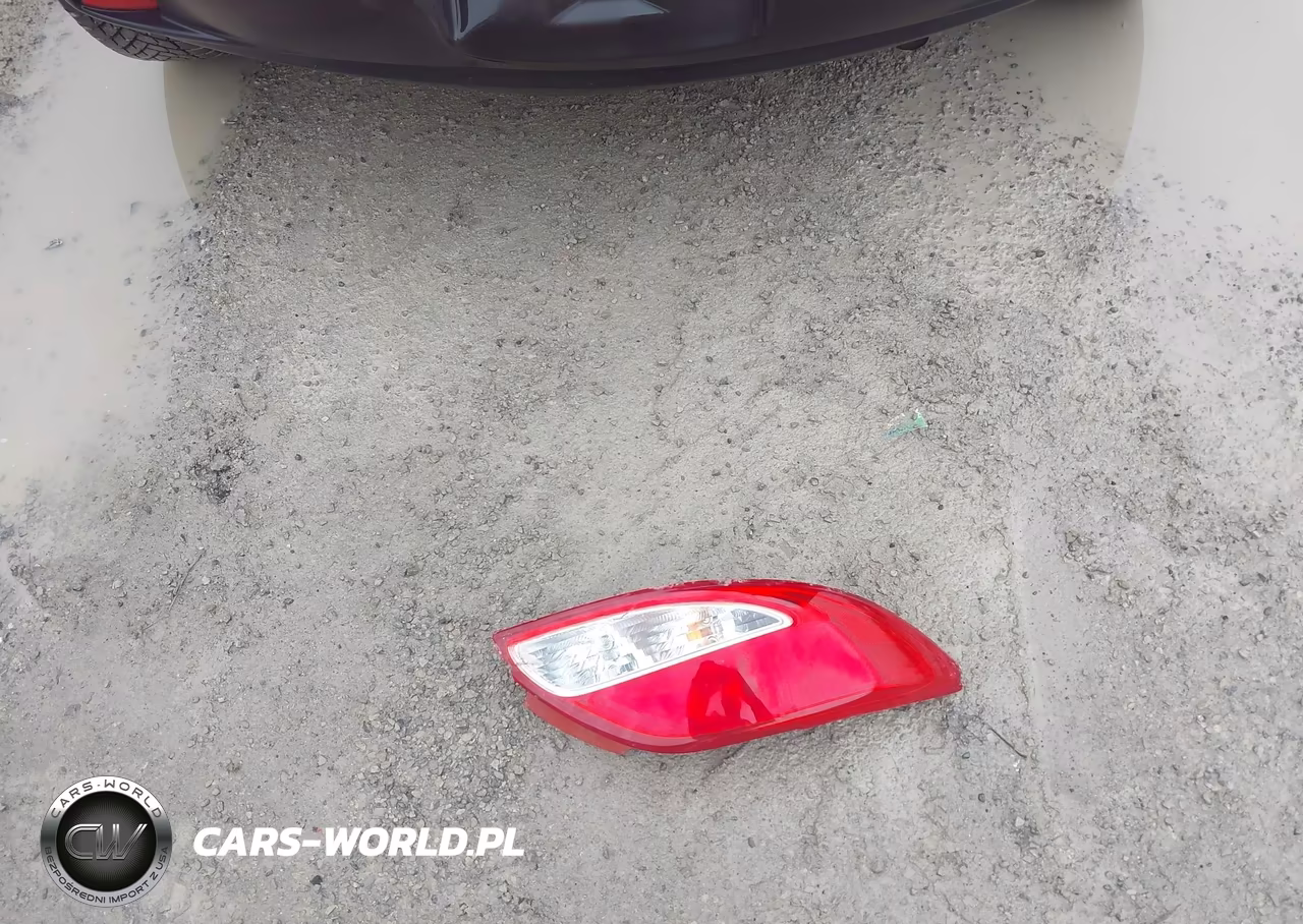 2012 Mazda Mazda2 Sport VIN:JM1DE1KY4C0137488 - 12