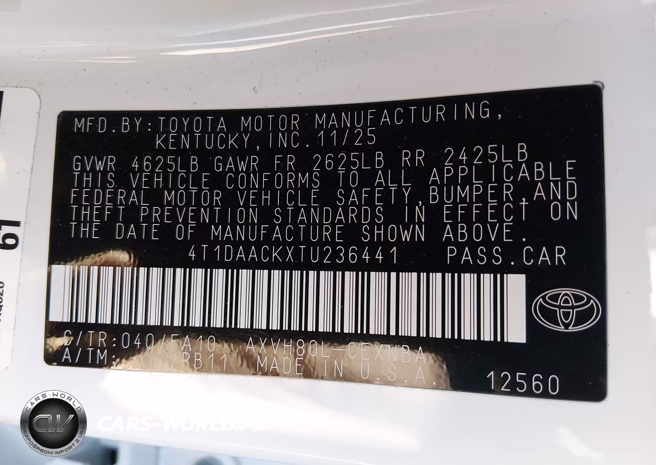 2026 Toyota Camry Le VIN:4T1DAACKXTU236441 - 9