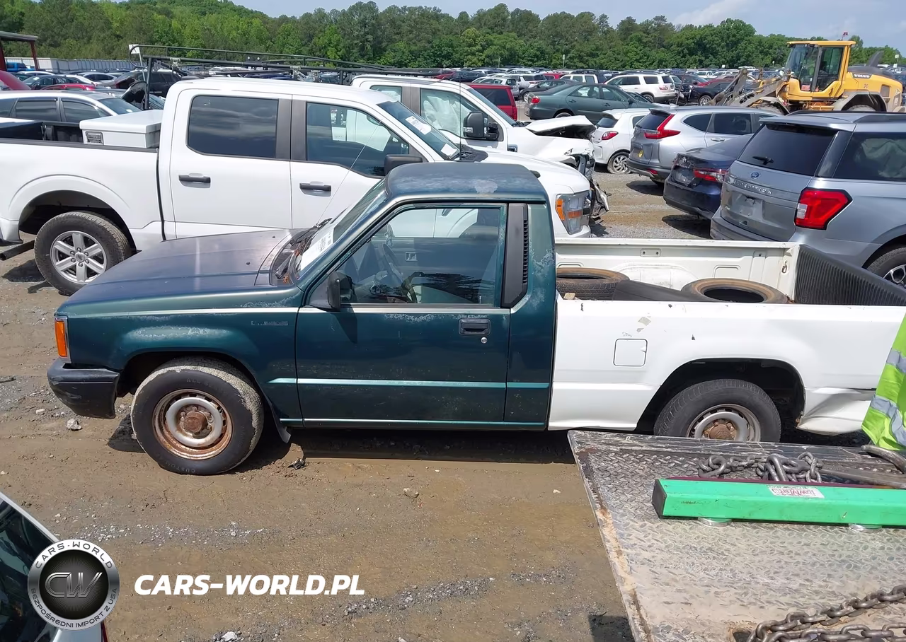 1993 Mitsubishi Mighty Max - S VIN:JA7LS21G4PP000306 - 14