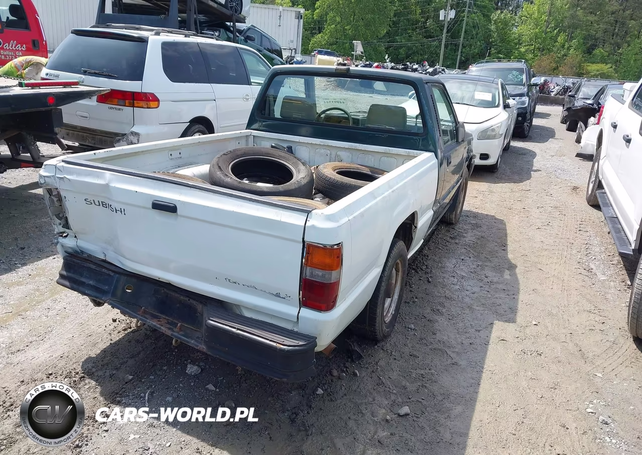 1993 Mitsubishi Mighty Max - S VIN:JA7LS21G4PP000306 - 4