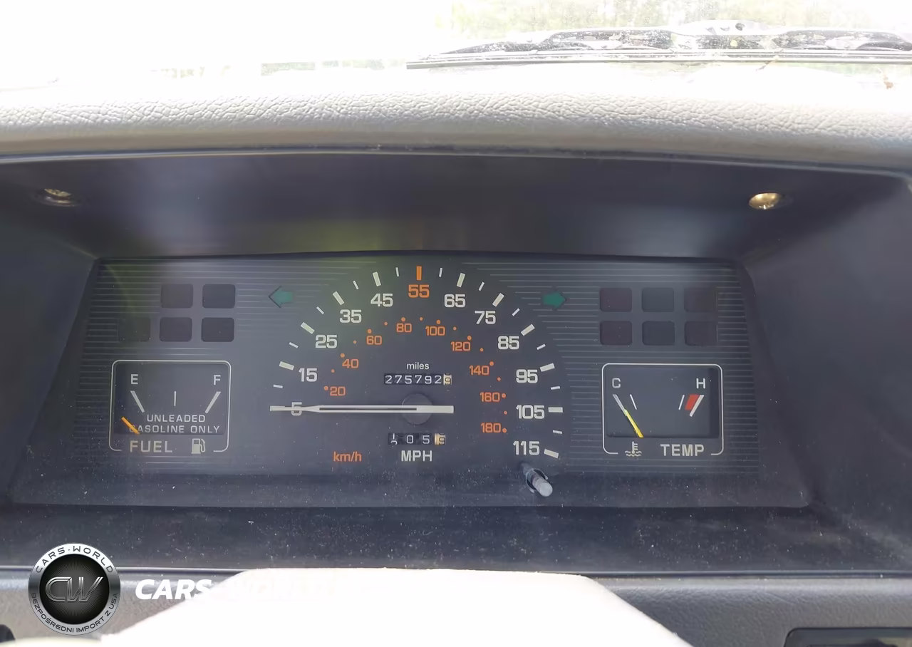 1993 Mitsubishi Mighty Max - S VIN:JA7LS21G4PP000306 - 7