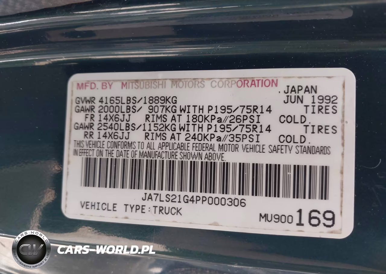 1993 Mitsubishi Mighty Max - S VIN:JA7LS21G4PP000306 - 9