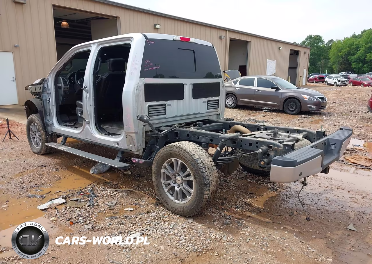 2018 Ford F-150 Platinum VIN:1FTEW1EG7JFA68522 - 3