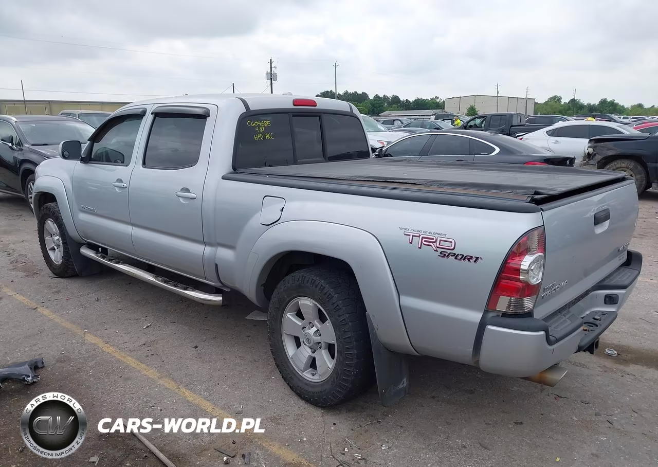 2010 Toyota Tacoma Base V6 VIN:5TEMU4FN3AZ718885 - 3