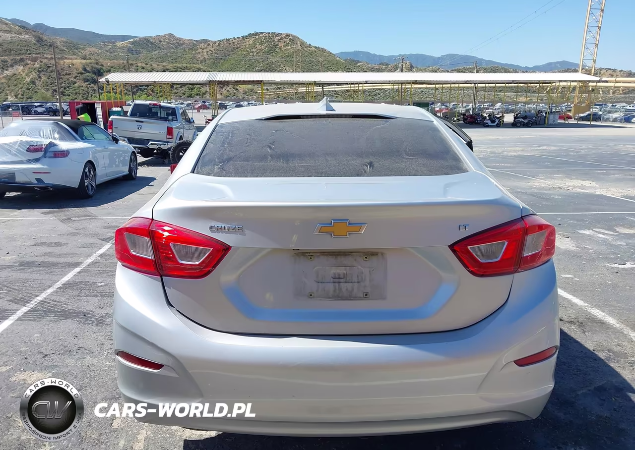 2018 Chevrolet Cruze Lt Auto VIN:1G1BE5SM8J7239353 - 16