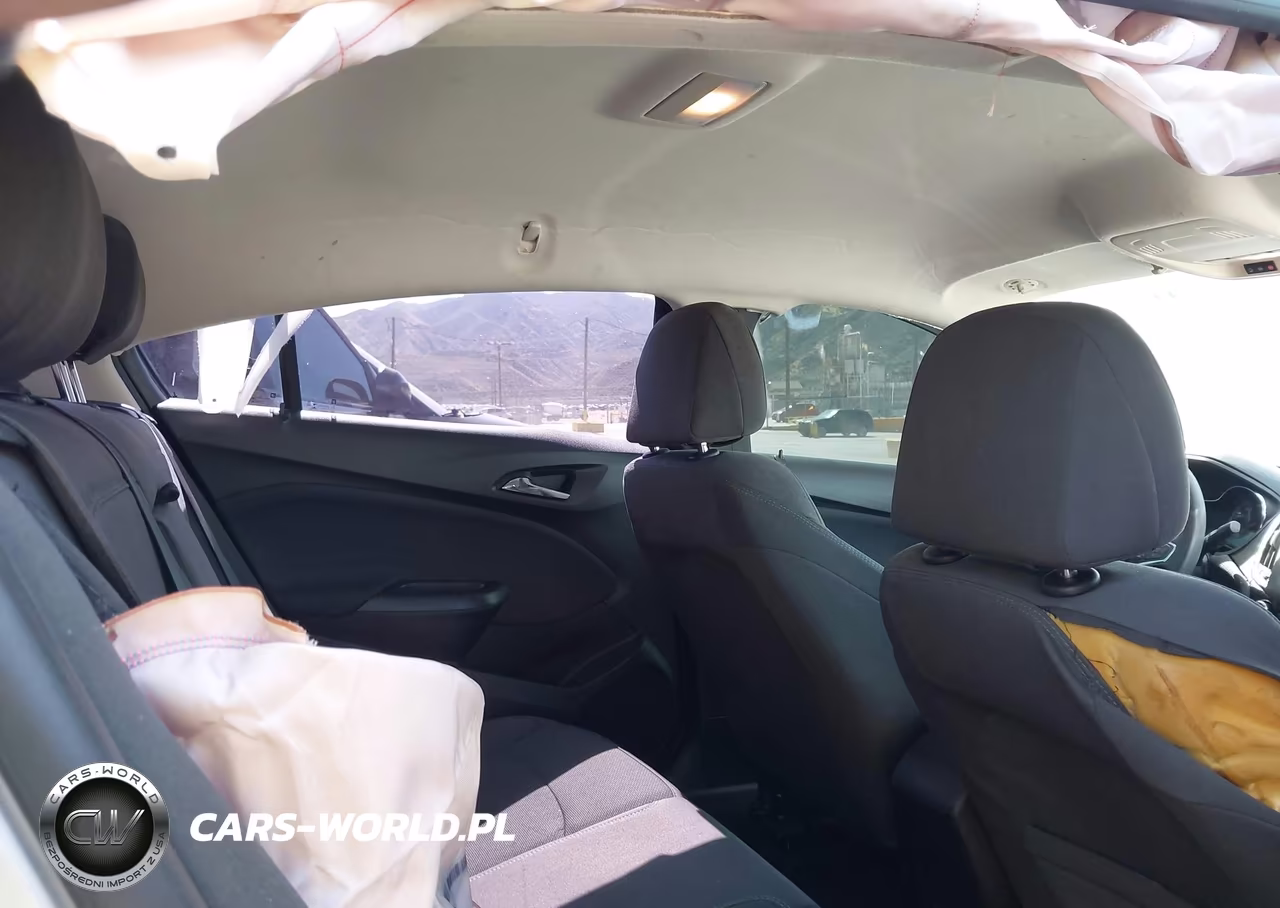 2018 Chevrolet Cruze Lt Auto VIN:1G1BE5SM8J7239353 - 8