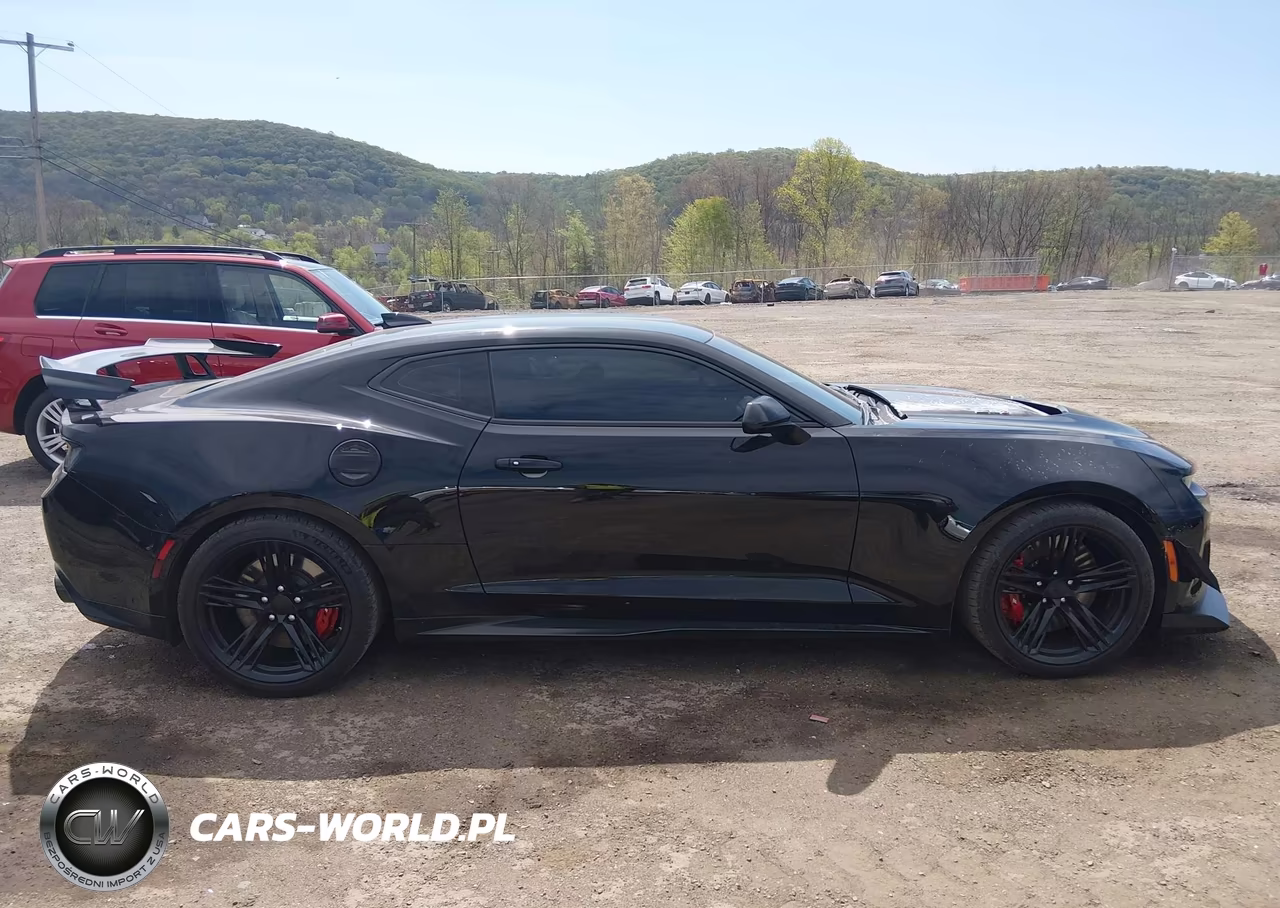 2018 Chevrolet Camaro Zl1 VIN:1G1FJ1R68J0158228 - 13