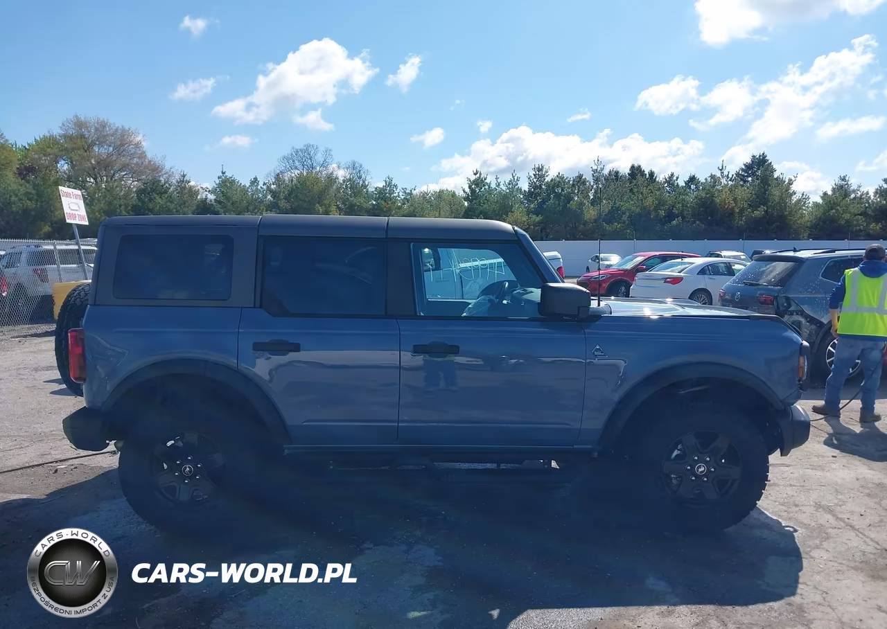 2024 Ford Bronco Black Diamond VIN:1FMEE1BP4RLA08617 - 13
