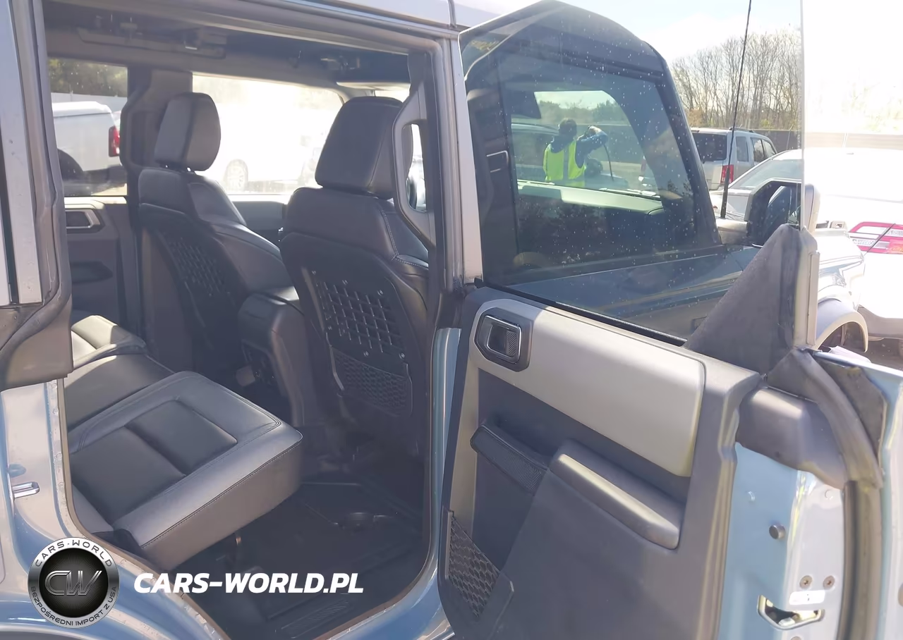 2024 Ford Bronco Black Diamond VIN:1FMEE1BP4RLA08617 - 8