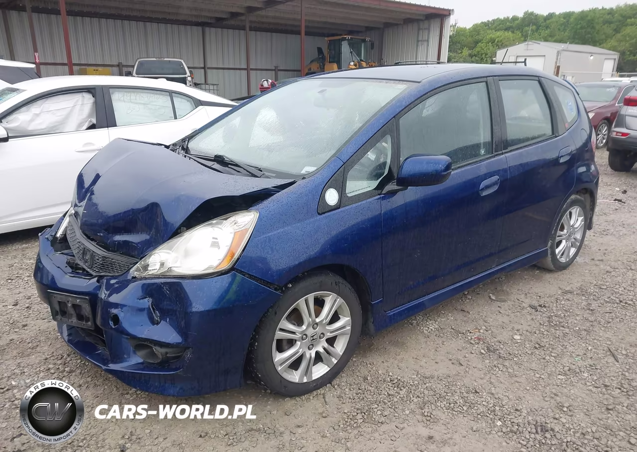 2011 Honda Fit Sport VIN:JHMGE8H5XBC024126 - 2
