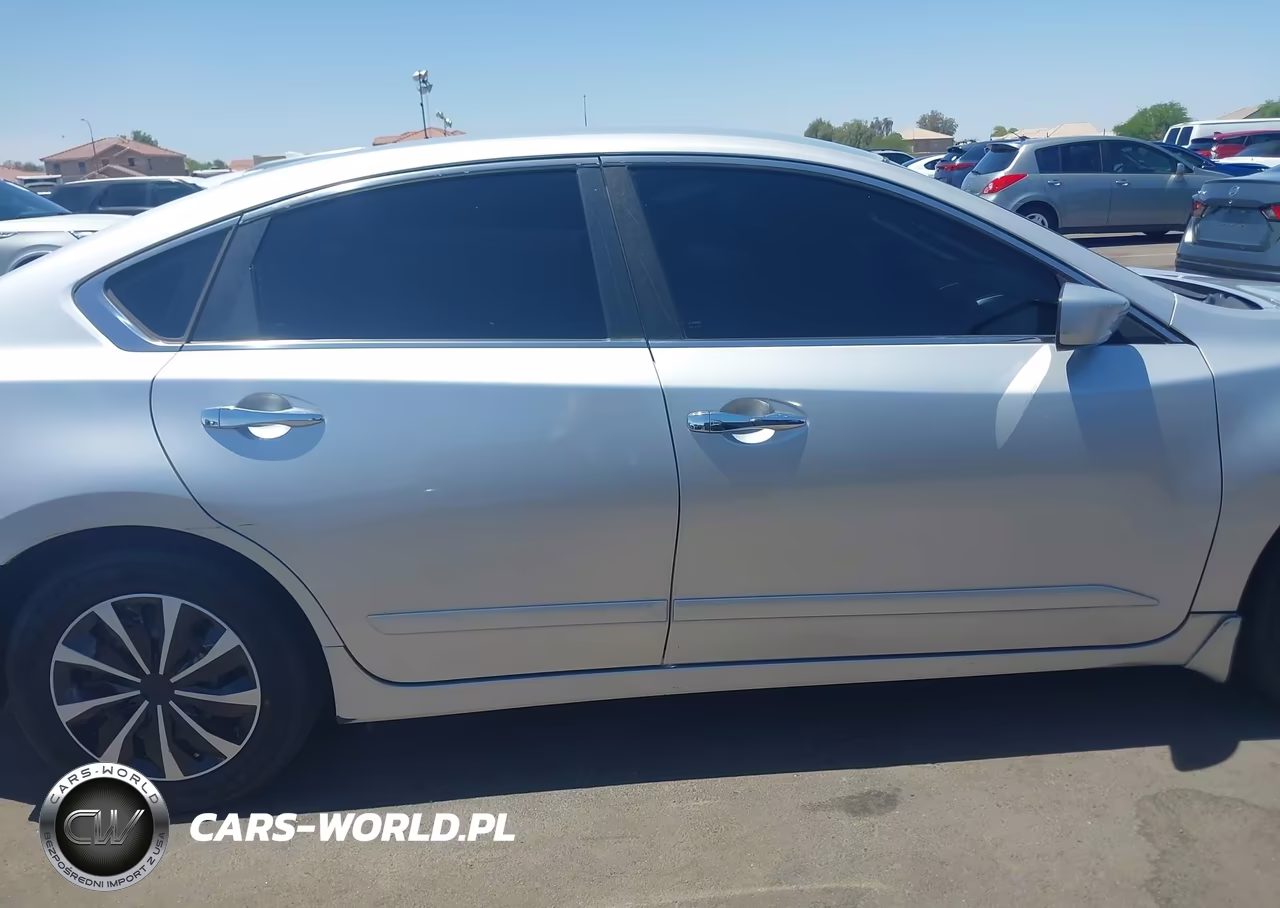 2015 Nissan Altima 2.5 S VIN:1N4AL3AP9FC568866 - 13