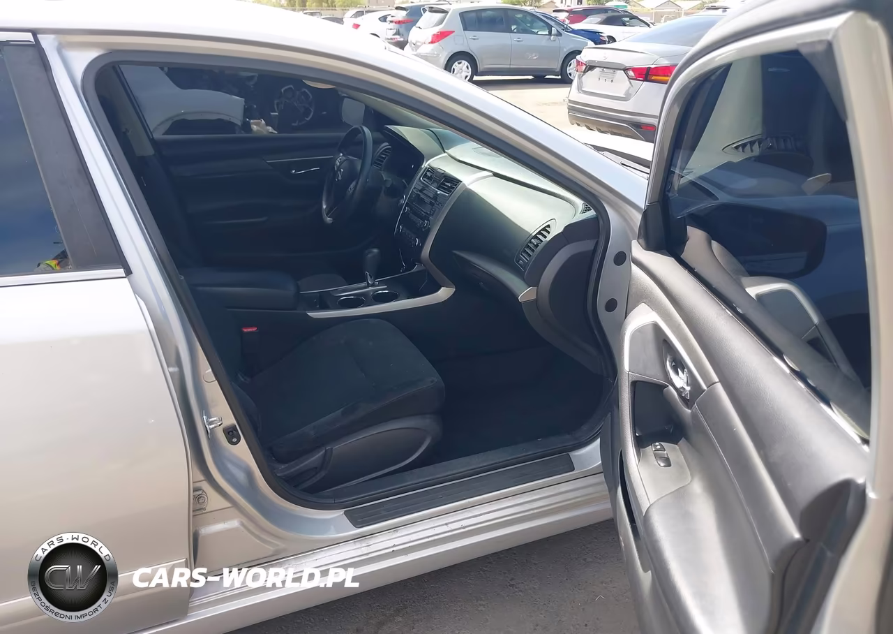 2015 Nissan Altima 2.5 S VIN:1N4AL3AP9FC568866 - 5