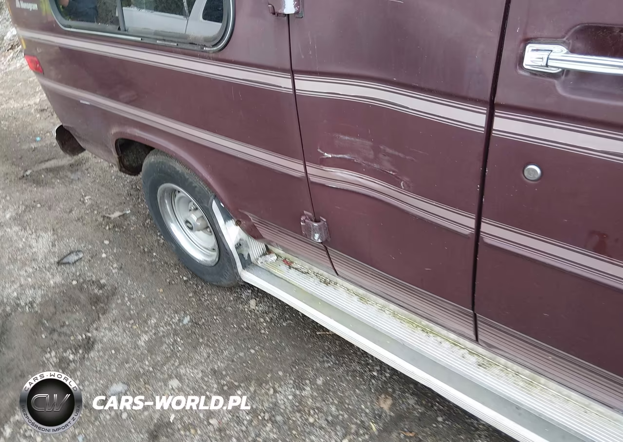 1990 Chevrolet G20 VIN:1GBEG25K8L7156133 - 6